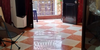 Trần Quốc Hoàn. 50m2 x 6T. MT 4,2m. Đất phân lô. Đường ô tô tránh nhau.