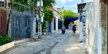 Bán nhà phố khu vực yên tĩnh an ninh thoáng mát gần biển.