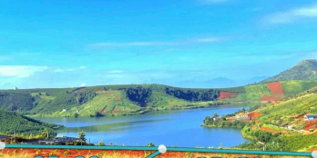 Chính chủ - sổ sẵn - 500m2 (20x25m) chỉ 2,2 tr/m2 - view hồ Đăk Long Thượng