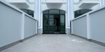 Bán nhanh Nhà mới xây  mặt tiền đường DX 066 ngay ngã tư vòng xoay Định Hòa