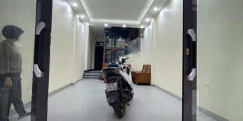 Vương Thừa Vũ, Thanh Xuân. 78m2 x 5T. Thang máy. Đất phân lô, ô tô vào tận nhà.