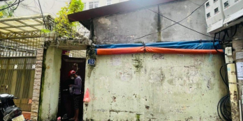 Nguyễn Trãi, Thanh Xuân. 107m2. Nhà cấp 4. MT 5m. Ngõ thông. Sổ phân lô.