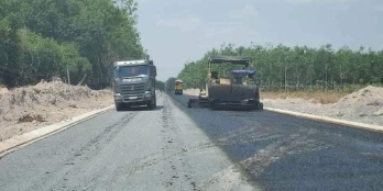 BÁN GẤP 2.260M2 ĐẤT LÀM XƯỞNG ĐIỀU, ĐƯỜNG NHỰA, BÁN LỖ 360TR/ SÀO.