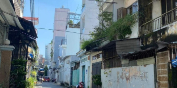 Nhà mới đẹp ở ngay đường Thoại Ngọc Hầu 67m2 3 Tầng chỉ 4 tỷ TL