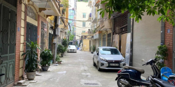 Nguyễn Lân. Thanh Xuân. 68m2. MT 5m. Đất phân lô, gần hồ, đường ô tô tránh.