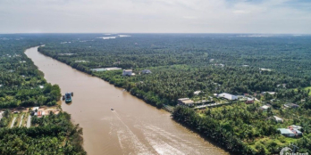 ĐẤT LỚN MẶT TIỀN ĐƯỜNG NHỰA XE TẢI VÀ SÔNG TIỀN