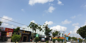 Lô biệt thự 181m2 trung tâm TT Đăk Hà mặt tiền đường QL 14E giá 811 triệu, sổ đỏ