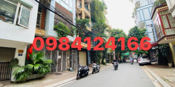 Nguyễn Xiển, Thanh Xuân. 61m2. MT 5m. Đường to, có vỉa hè. Nhà 2 mặt thoáng.