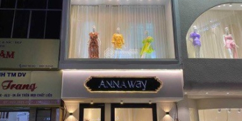 MT Lê Thánh Tôn ngay chợ Bến Thành, Quận 1 - 4.5x20m, 3 lầu