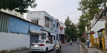 Ba căn nhà mặt tiền chỉ 2ty990 cách chợ cái răng 200m. Thuận tiện mua bán