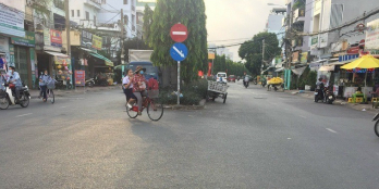 Bán Gấp nhà Mặt Tiền Rộng 30m  Phước Bình, Kinh Doanh Sầm Uất Nhỉnh 11Tỷ