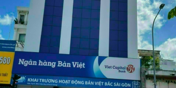 Kẹt nợ bán gấp nhà MT Phạm Viết Chánh Q1, DT 11x14m, HĐT 8000$/th, Giá 63 tỷ