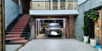 NGỘP, GIÁ THẤP K NGỜ, BIỆT THỰ HẦM 4 SIÊU XE,7X20.5M, 4TÀNG,THÂN NHÂN TRUNGP13TB