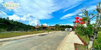The Green Valley 4,9tr/m2 SHR 360m2 có sẵn 100m2 thổ cư ngay UBND xã Tân Lạc