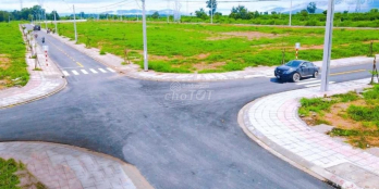 Không gồng nổi lãi ngân hàng nên bán lỗ lô MegaCity KonTum hướng đông giá 520 tr