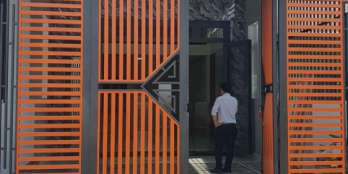 Cần ra nhanh Nhà Gác Lửng mới xây kiên cố, Ngay KM3 KCN Sông Mây