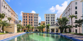 Second Home có hồ bơi cách biển 400m đã hoạt động kế resort 5 sao