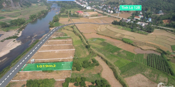 Chỉ cần bỏ ra 150 triệu đồng sở hữu ngay thửa đất nghỉ dưỡng bám sông Bôi