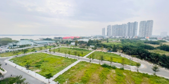 Chính chủ cần bán căn View Sông 2PN dự án Q7 Riverside Đào Trí Quận 7 giá 2,7tỷ