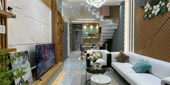 Cần bán gấp nhà mặt tiền Nguyễn Tiểu La P5 Q10 1 trệt 2 lầu mới đẹp 11.8 tỷ còn