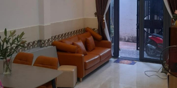 Bán Nhà Đẹp Phạm Văn Hai 4 Lầu Giá 6 Tỷ Hơn Tý