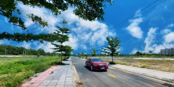 Nhượng gấp lô để dành mở quán Cafe mặt tiền QL 14 MegaCity KonTum giá 840 Tr