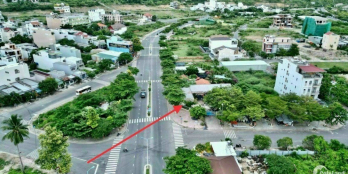 HÀNG HIẾM - LÔ GÓC BIỆT THỰ MẶT TIỀN PHẠM VĂN ĐỒNG - GẦN BIỂN, BẾN DU THUYỀN