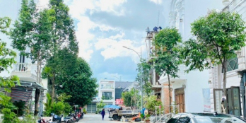 Nhà bán cổ điển full nội thất đs12 khu văn hóa tây đô 6,8 tỷ sát trường học