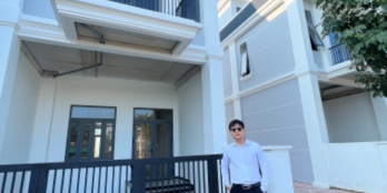 Chủ ngộp cần ra nền đất đối diện khu vui chơi the sol city