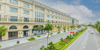 Chính chủ bán khách sạn 5 tầng đường Hùng Vương trung tâm Tuy Hòa giá rẻ 13,8 tỷ