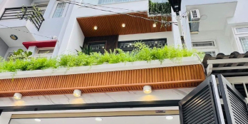 Nhà 4 Tầng mới đẹp lung linh ở ngay đường Bùi Quang Là giá cực rẻ