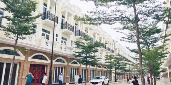 Bán shophouse kế căn góc 2 MT KDC VIP Icon Central, DTSD 172m2 - giá 4.5 tỷ