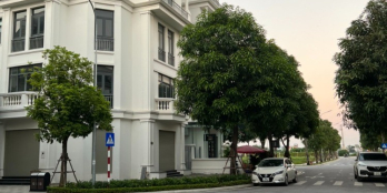 Bán gấp căn đầu ve đường hoa hồng 22 Vinhomes Star City giá cực sốc