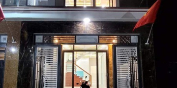 Bán nhà sổ riêng trệt 2 lầu chính chủ sổ hoàn công