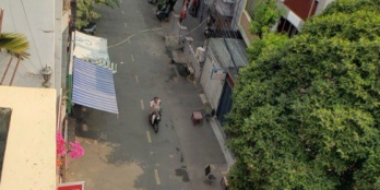 Bán Gấp nhà 2 mặt tiền hẻm lớn 10m đối Diện Emart sát Phạm Văn Đồng