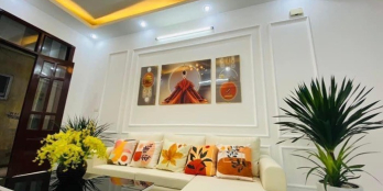 Bán nhà Phố Tân Mai, gần sân bóng, 3 tỷ 350 34 m2 ba ngủ