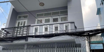 Nhà mặt tiền đường Nguyễn Thị Huỳnh kinh doanh tốt