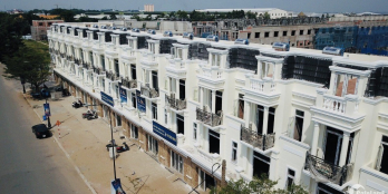 Cần bán Căn SHOPHOUSE GIÁ RẺ kế khu đô thị VSIP