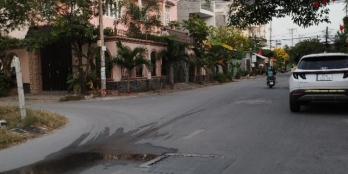 Hxh 8m,52m chủ 5ty,4,2x12,2tag thu 8tr,th tiện ở chỗ thuê