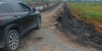 Vị trí đọc nhất vô nhị xe hơi tới đất