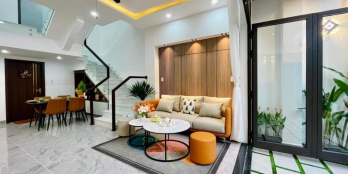 Lộng lẫy nguy nga bề thế 4 tầng 4pn giá siêu rẻ Hải Châu