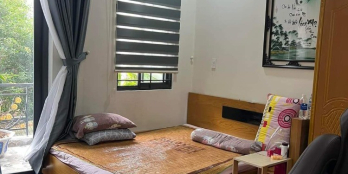 Nhà 4 Tầng mặt tiền đường ni sư Huỳnh Liên kinh doanh cực tốt