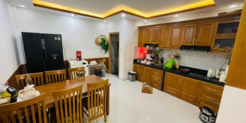 Bán Nhà kế trường THCS Trần Quốc Toản đg Trần Xuân Soạn, Ngang 4,7m. Giá 7,5 tỷ