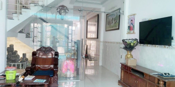 Bán nhà Lâm Văn Bền - Xe hơi vào nhà - 100m2 (5x20) - giá 9.5 tỷ