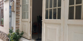 Bán nhà Q7 1tret 1lau 2PN 2WC 4x12 nở 4,3 giá: 3,2ty sổ riêng 115 Phạm hữu Lầu