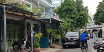 GIÁM ĐỐC NGÂN HÀNG - BÁN NHÀ NGỘP – 2 TẦNG BTCT – 32,4M2 – GIÁ 3,4 TỶ