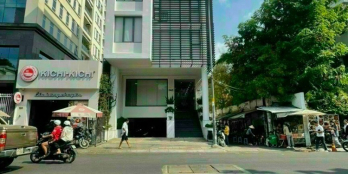 BÁN GẤP TOÀ NHÀ 2 MẶT TIỀN NGUYỄN TRÃI, P. NGUYỄN CƯ TRINH, QUẬN 1.