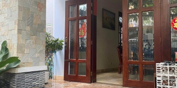 Nội thất sang, cao cấp, ngang 9.9m, gara để xe hơi, khu vực an ninh