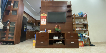 Mặt tiền khủng, 3 Tầng sang trọng, xem là mê , Ông ích khiêm