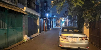 Hai mặt tiền hẻm 8m, nhà cũ tiện xây mới, khu phân lô Bàu Cát